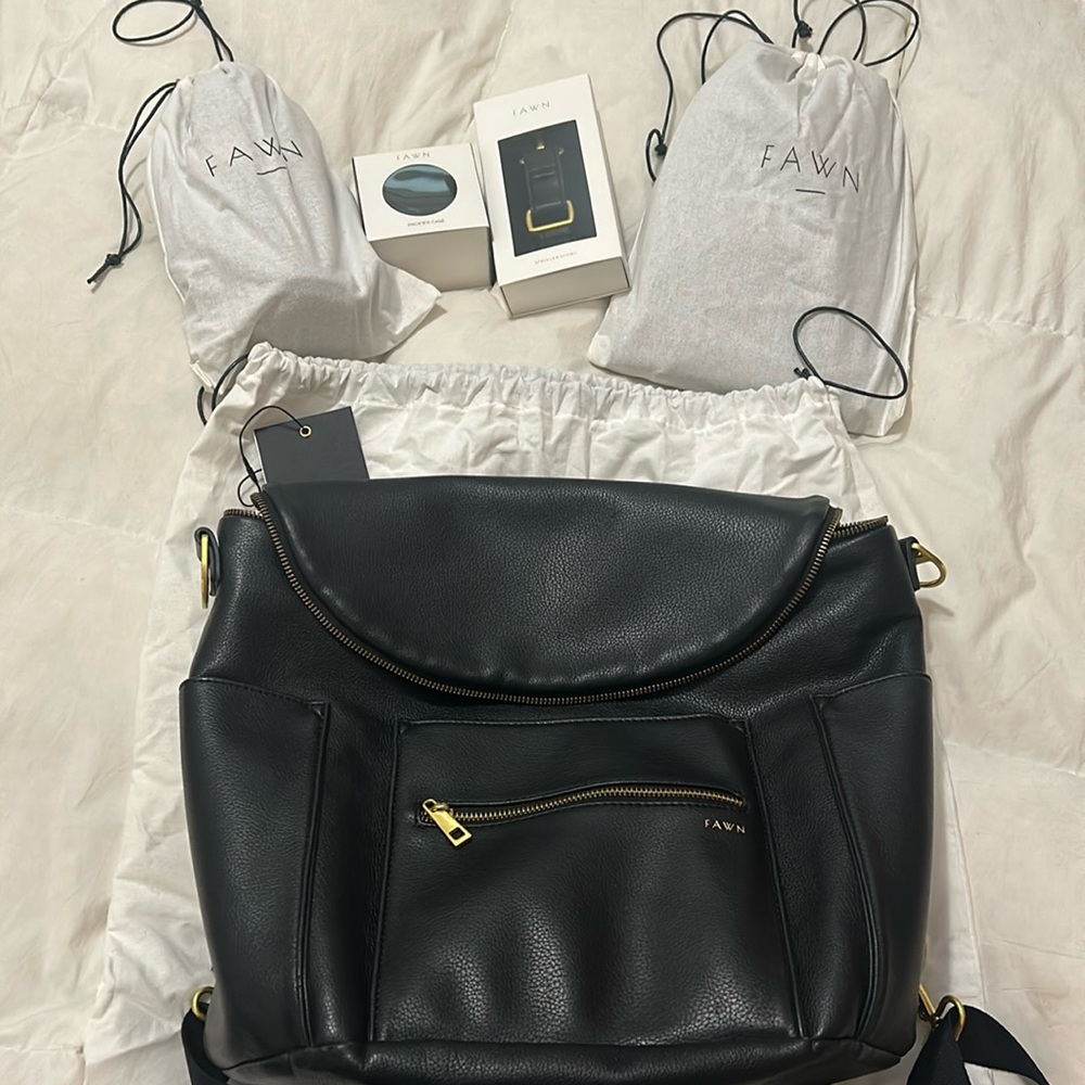 Fawn Diaper Bag Motherhood Bundle Set Black Leather Changing Pad Bottle Holder